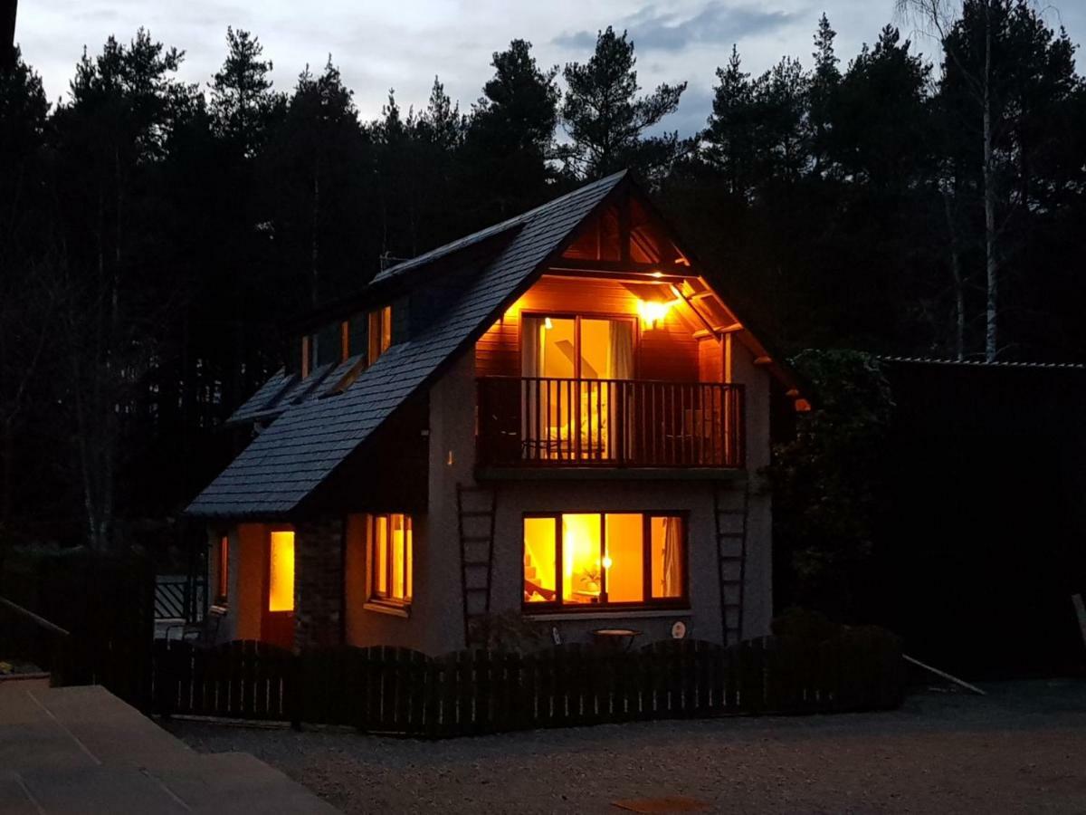Birchwood Cottage Knockbain エクステリア 写真